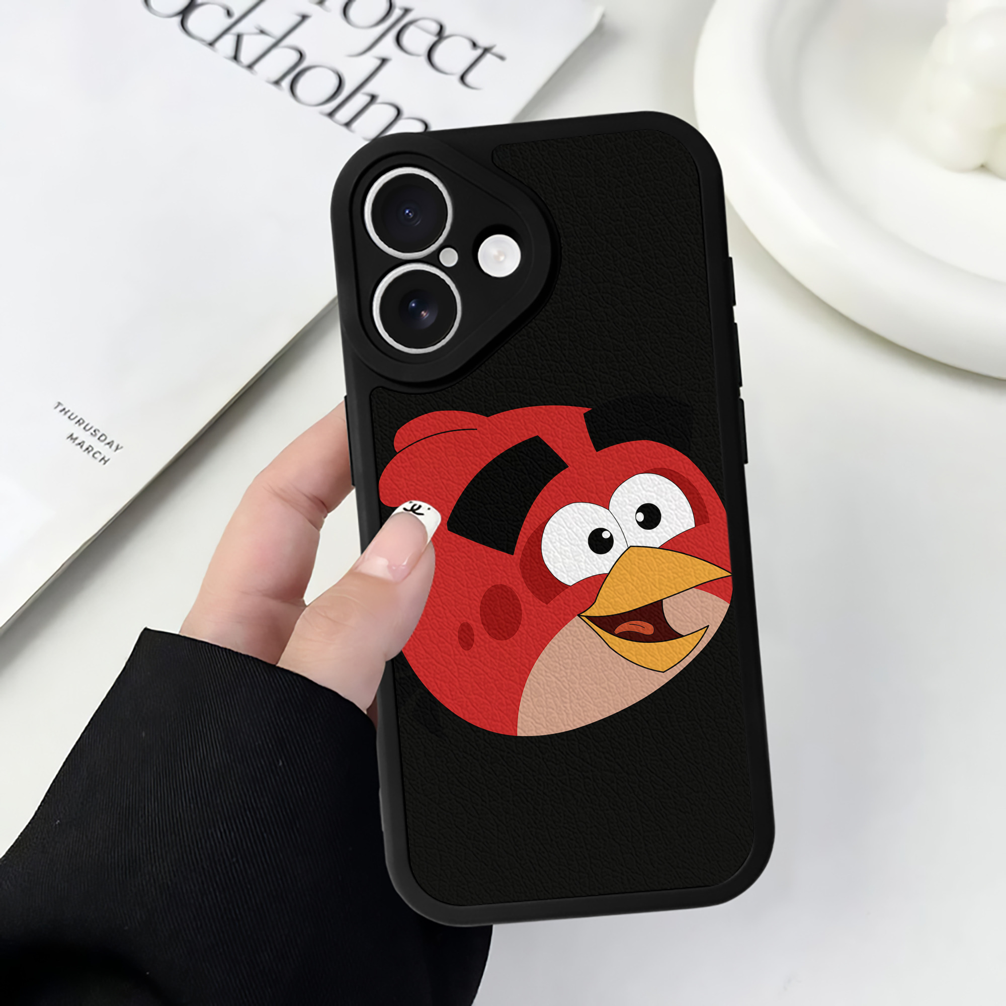 （画像用） Angry Birds アングリーバード 【iPhone 16シリーズ対応】シリコンスマホケース（レザー調） 材質：シリコン